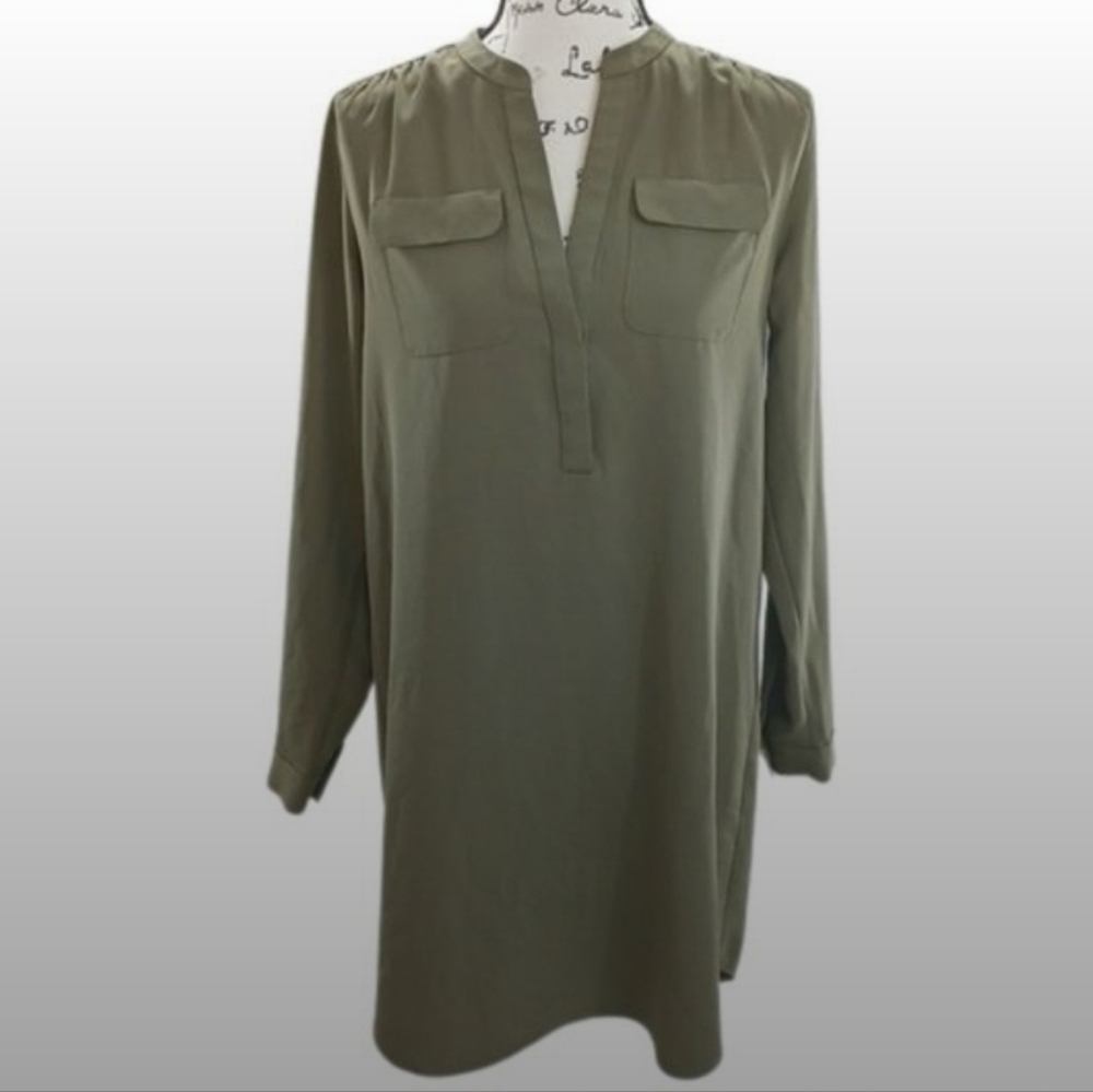 ❣️Ann Taylor❣️ Loft Shirt Dress 🫒Green•V Neck•Quarter Button Long Sleeve●Size S